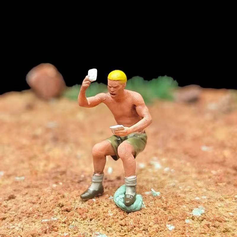 Desert Fox Diorama – 11 Soldier Figures with Base