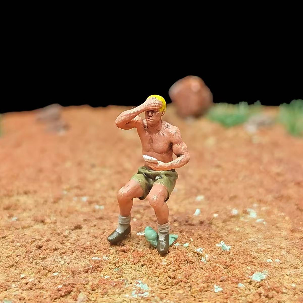Desert Fox Diorama – 11 Soldier Figures with Base