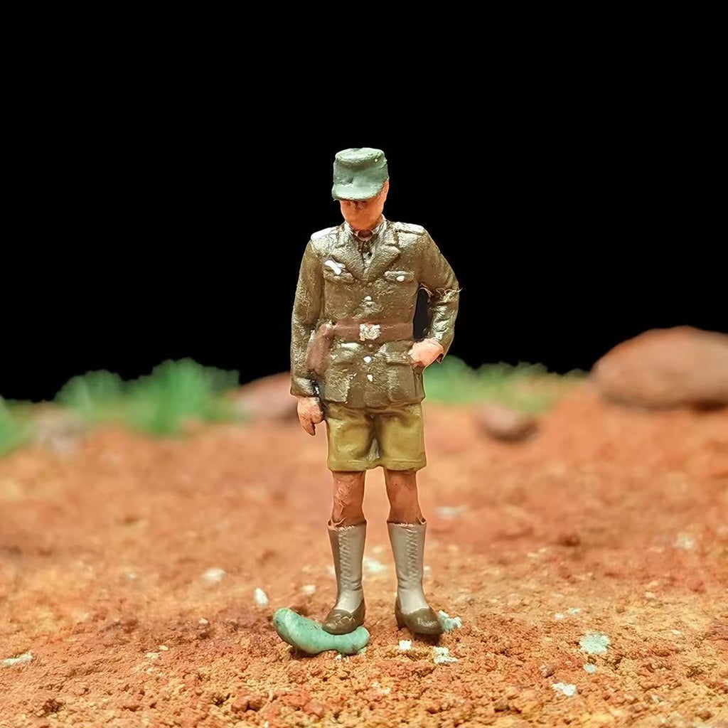 Desert Fox Diorama – 11 Soldier Figures with Base