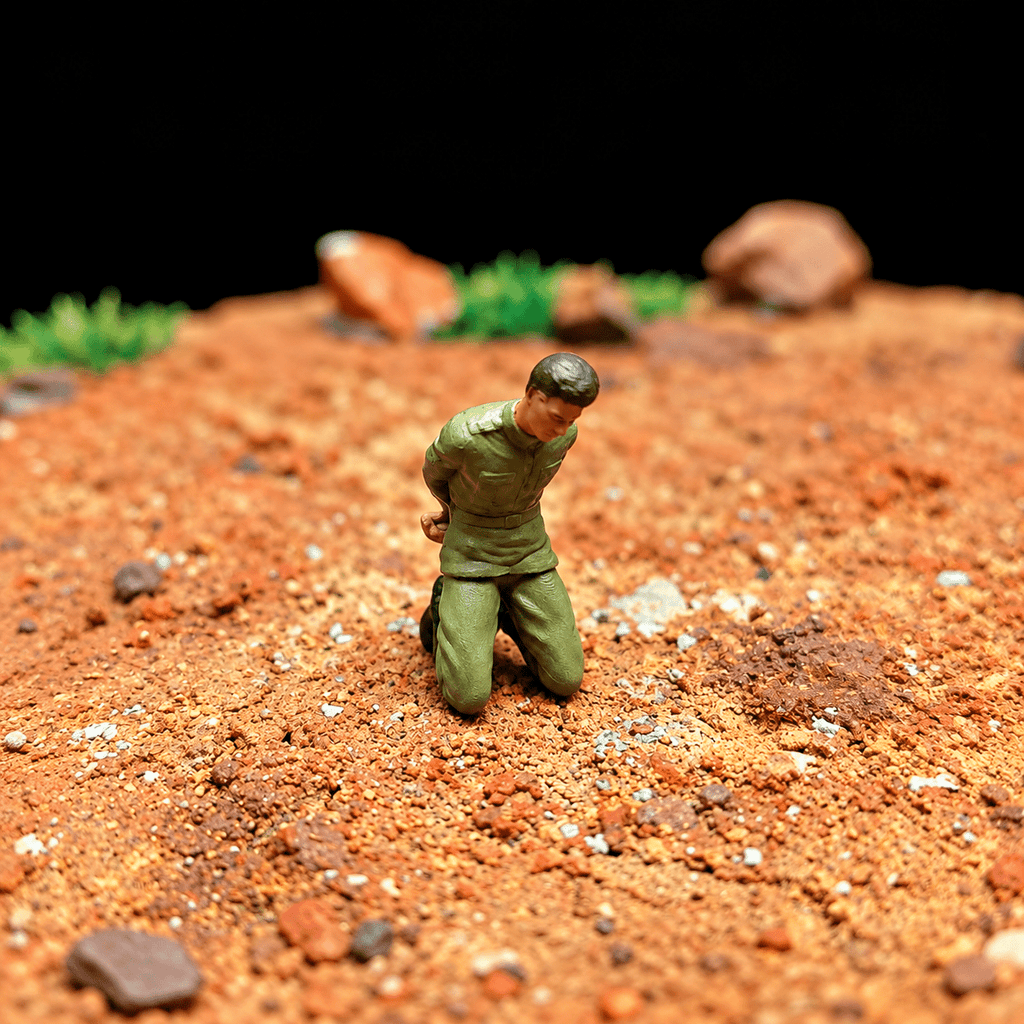 Firing Squad Diorama – 1/72 Scale Set of 6 Figures with Base