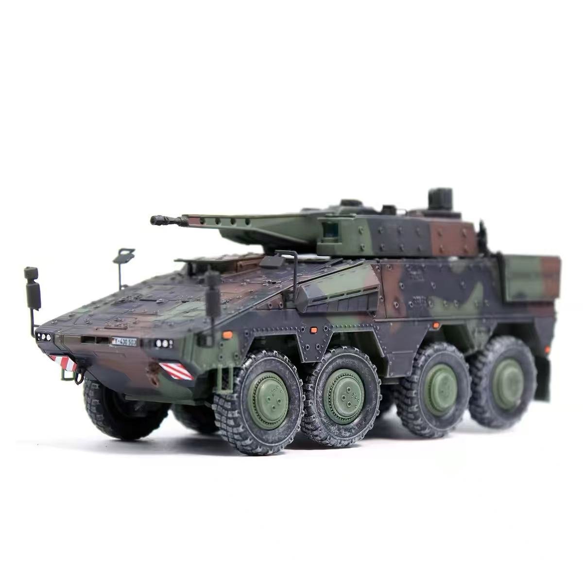German Boxer Armoured Reconnaissance Vehicle – 1/72 Scale Three-Colour Camouflage Model