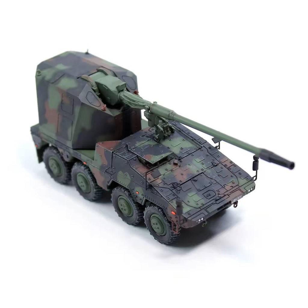 German Boxer Self-Propelled Howitzer – 1/72 Scale NATO Camouflage Finished Model