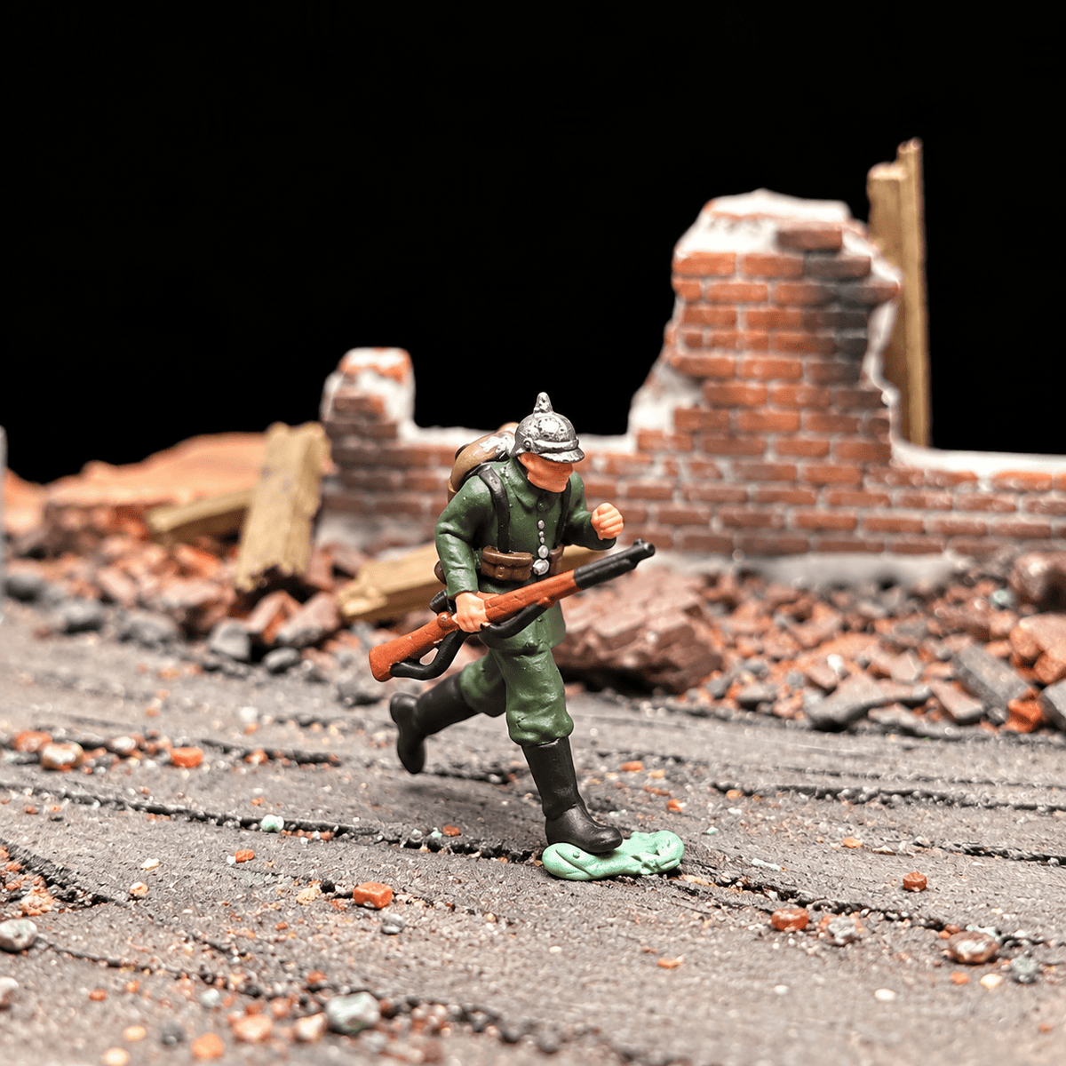 German Soldiers – 1/72 Scale Set of 12