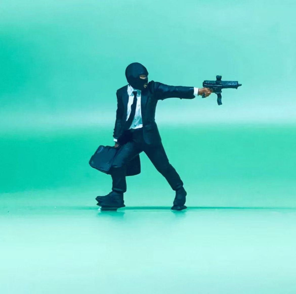 Masked Gunmen in Suits – 1/64 Scale Set of 4 Miniature Figures