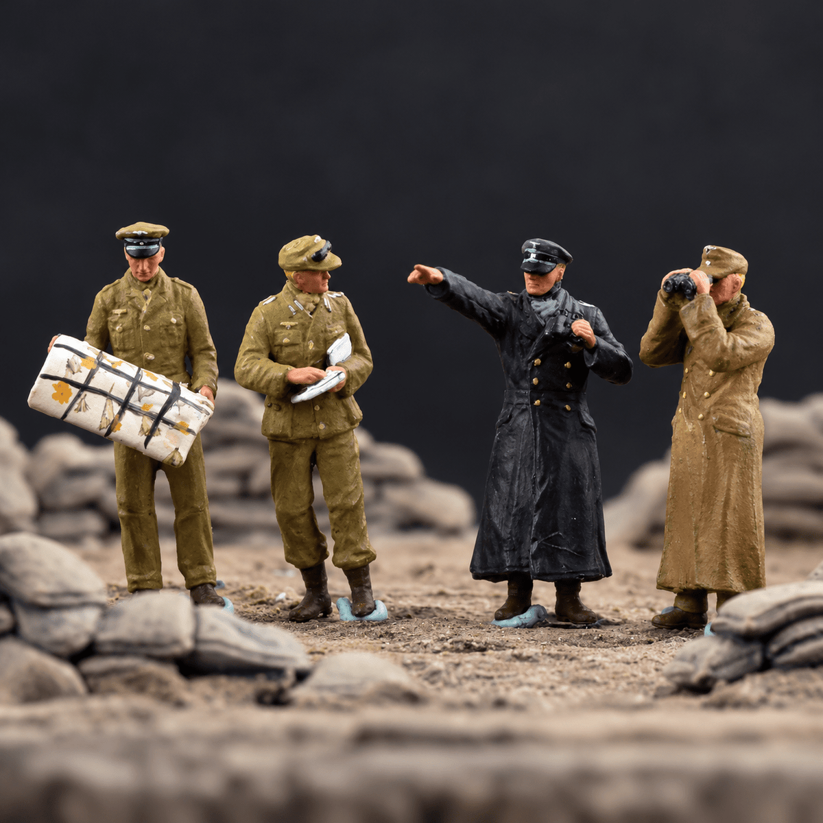 North Africa Officers & Staff – 1/72 Scale Set of 4 Painted Resin Figures