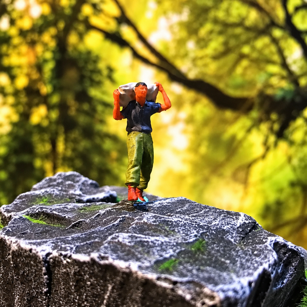 Outdoor Workers – 1/64 Scale Set of 8 Miniature Figures