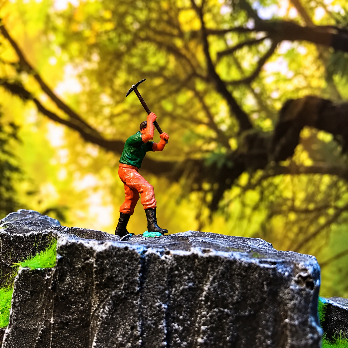 Outdoor Workers – 1/64 Scale Set of 8 Miniature Figures