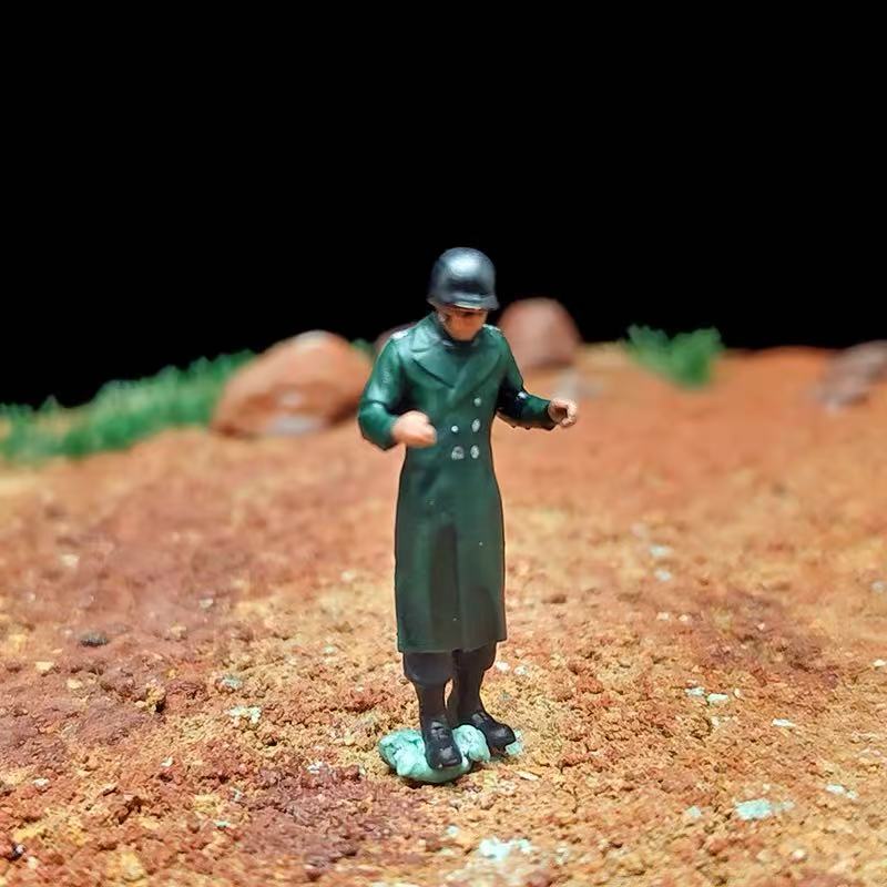 Prisoner Escort Diorama – 11 Soldier Figures with Base