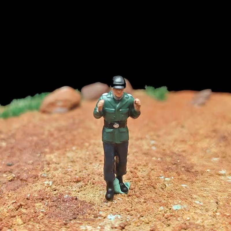 Prisoner Escort Diorama – 11 Soldier Figures with Base