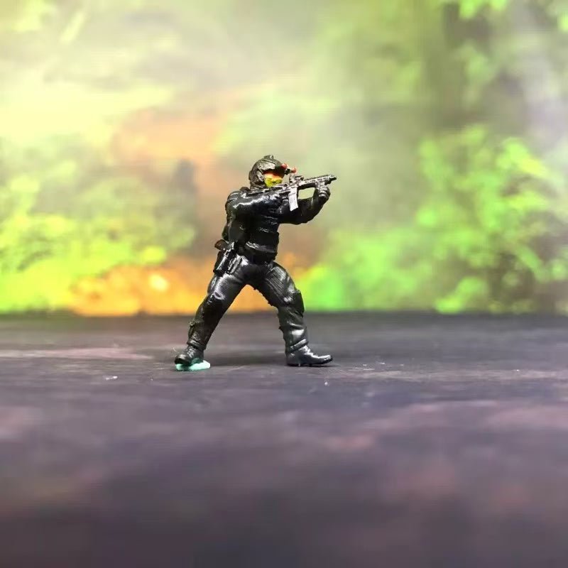 Russian Assault Team – 1/64 Scale Set of 5 Miniature Figures