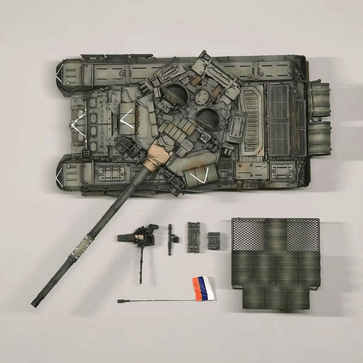 Russian T-90A Main Battle Tank – 1/72 Scale Finished Model