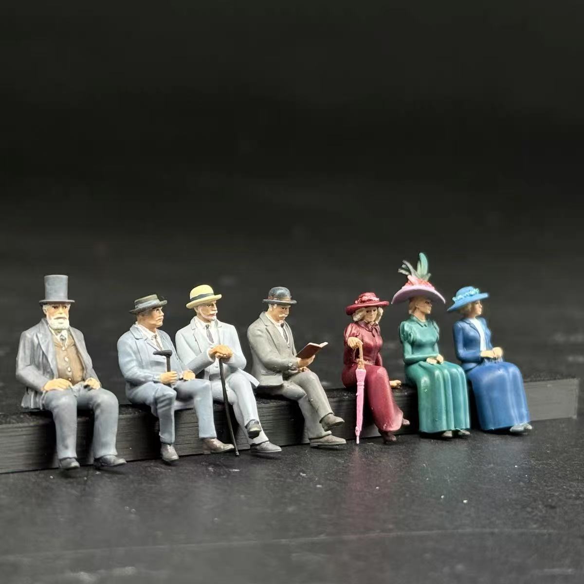 Seated Vintage Townspeople – 1/64 Scale Set of 7 Figures