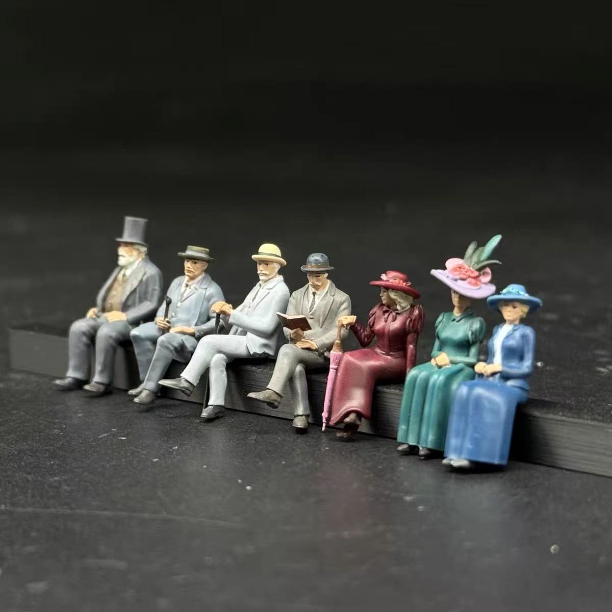 Seated Vintage Townspeople – 1/64 Scale Set of 7 Figures