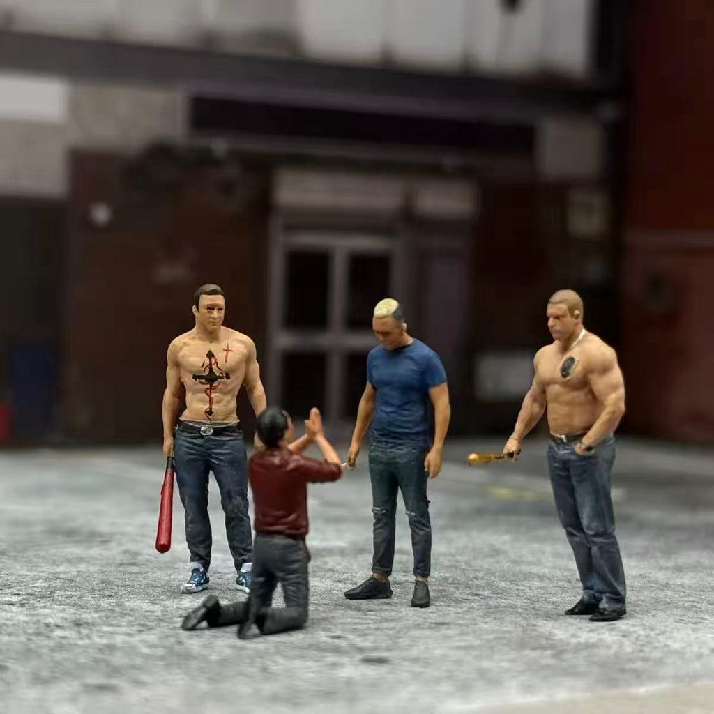 Street Confrontation – 1/64 Scale Set of 4 Miniature Figures
