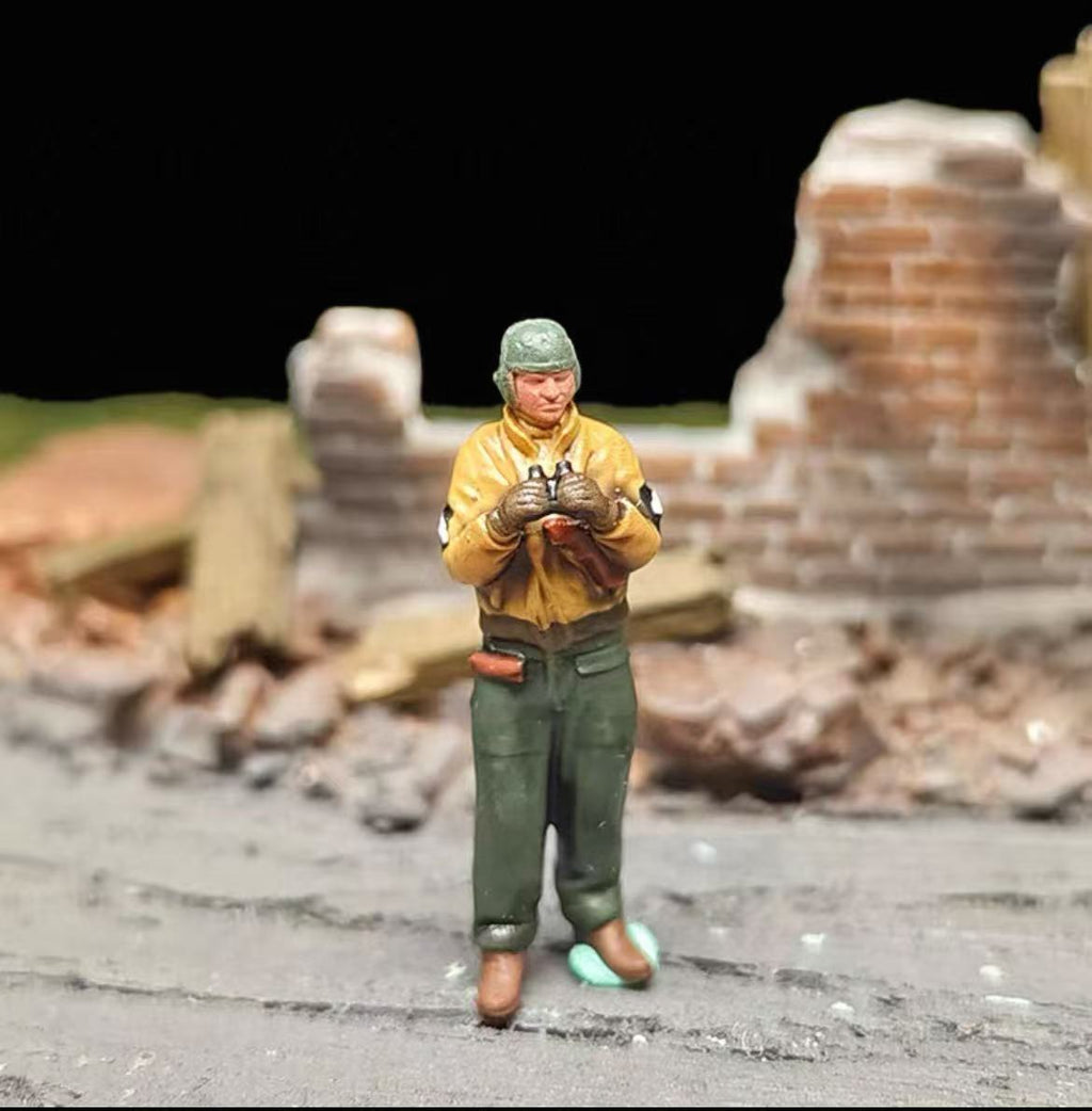 Tank Crew – 1/72 Scale Set of 5