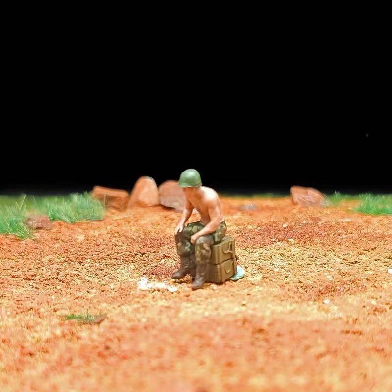 Tropical Thunder Vietnam War Diorama – 1/72 Scale 12 Figures with Base