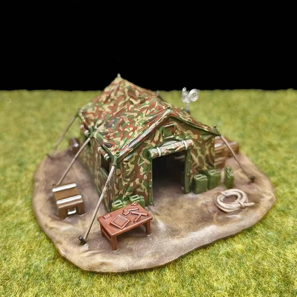 Winter Soldier Camp Diorama – 1/72 Scale Figure with Base