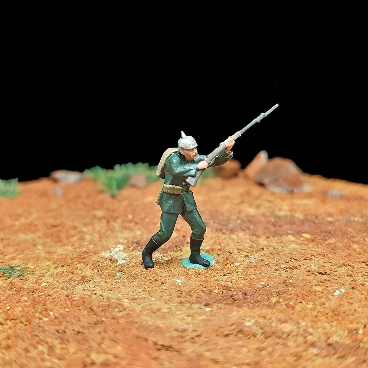 WWII Bayonet Clash Diorama – 1/72 Scale 13 Figures with Base