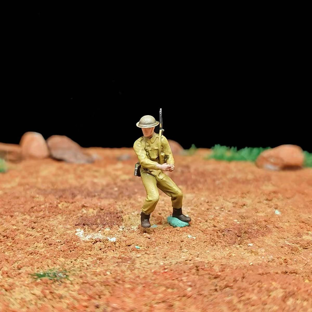 WWII City Assault Diorama – 1/72 Scale 9 Figures with Base