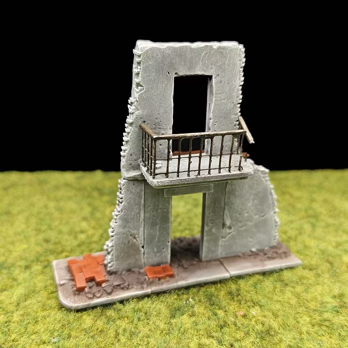 WWII City Assault Diorama – 1/72 Scale 9 Figures with Base