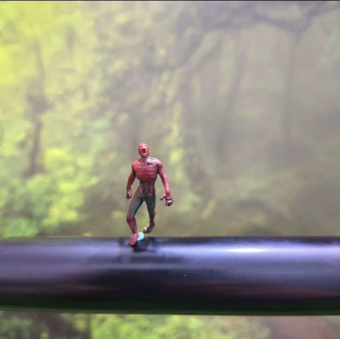 Zombie Collection – 1/64 Scale Set of 13 Miniature Figures